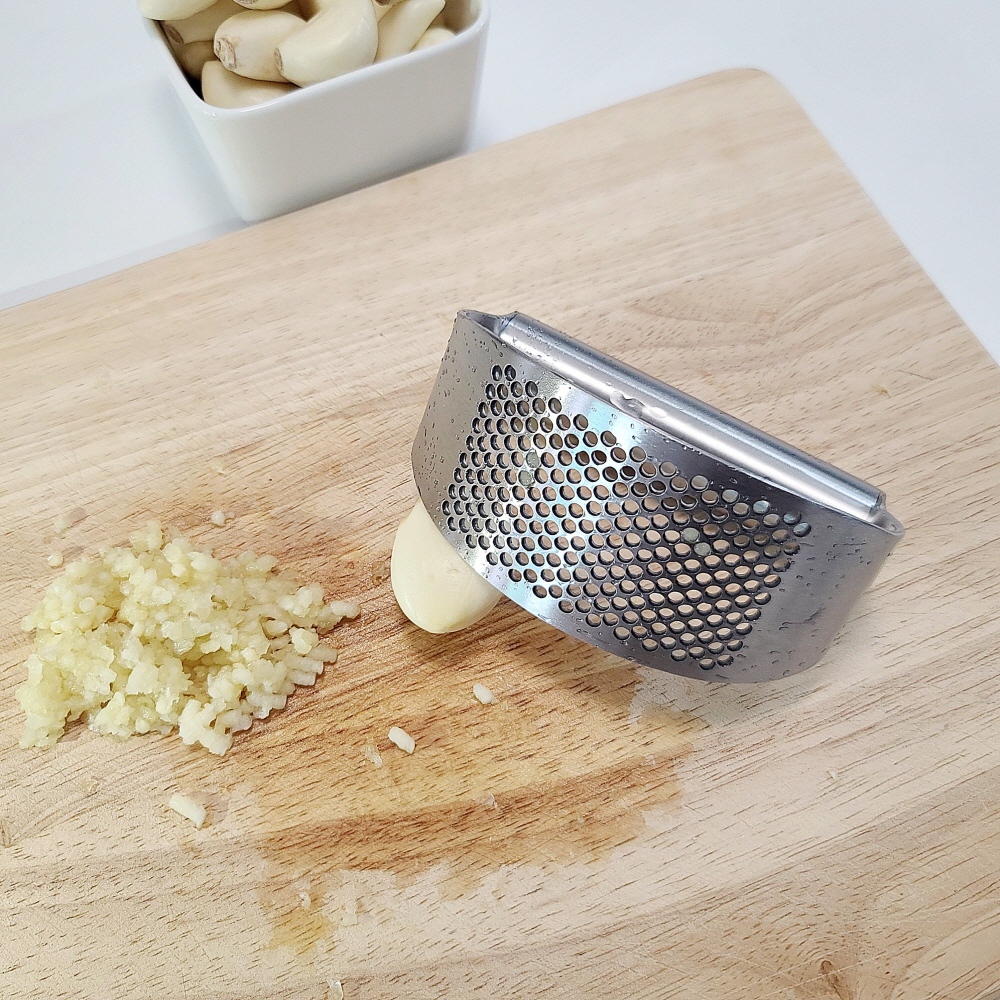 그립감 좋은 핸디형 430스텐 마늘다지기 미니다지기 마늘강판