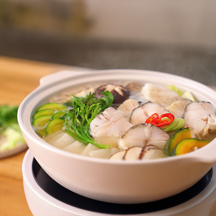 거제 신선한 손질 대구탕 700g + 매운분말소스 10g