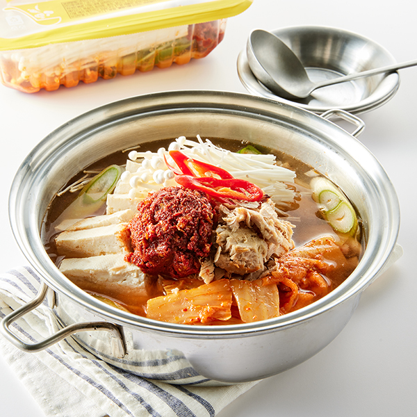 [출시특가] 엄마표 참치김치찌개(700g 내외/2인분)