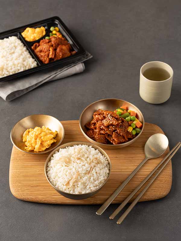 백김치볶음밥과 제육볶음 도시락 (230g)