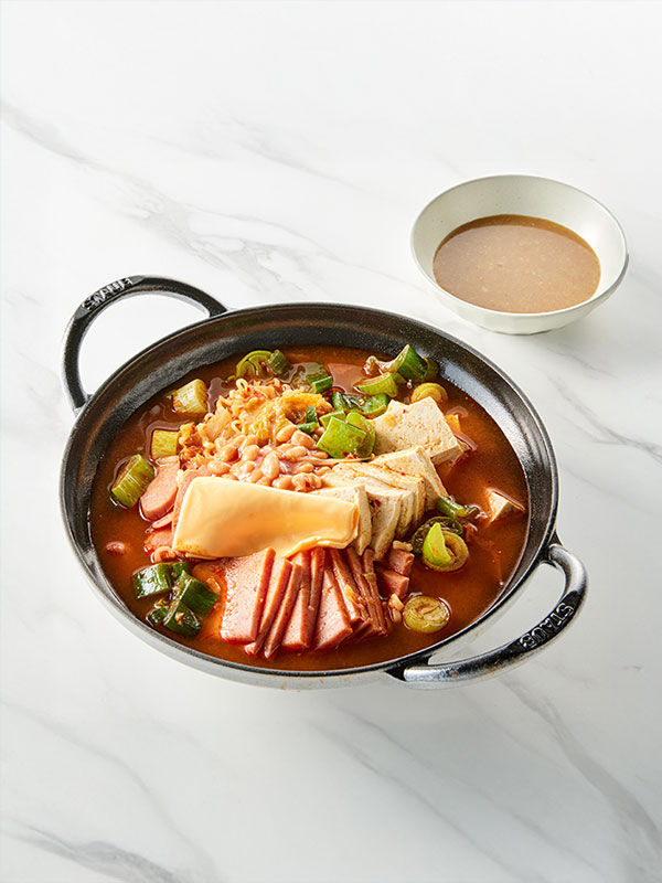 [특가] 바른식 송탄식 진한 부대찌개 (2~3인분/밀키트)