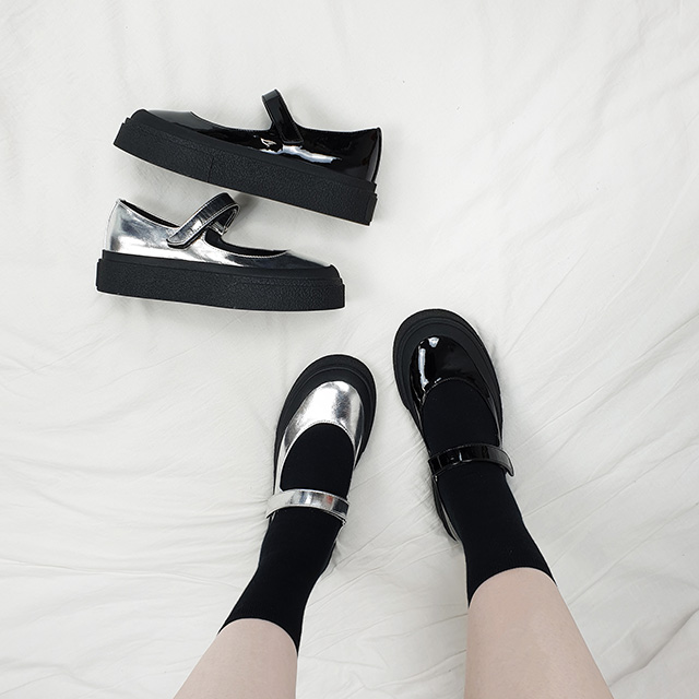 로파 실버 에나멜 찍찍이 키높이 통굽 메리제인 플랫슈즈 4cm