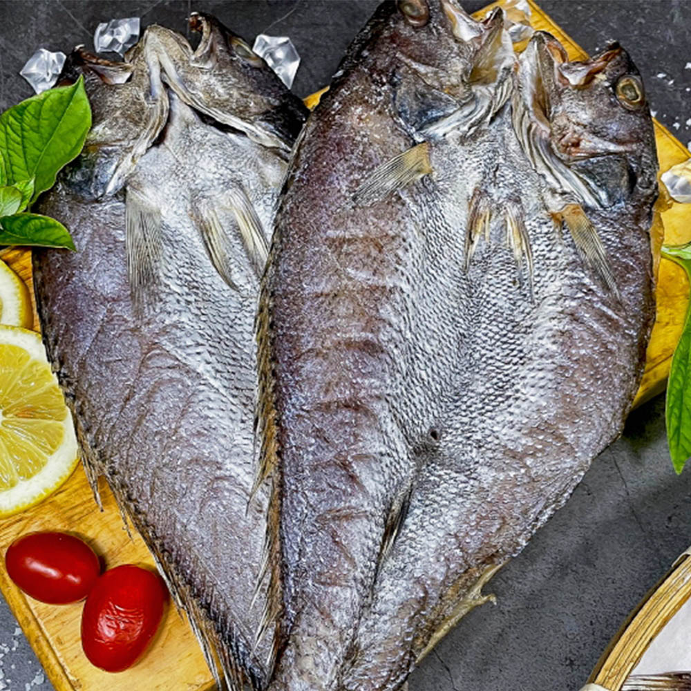 제수용 가정용 1마리당 300g 30cm 내외 반건조 민어 5미