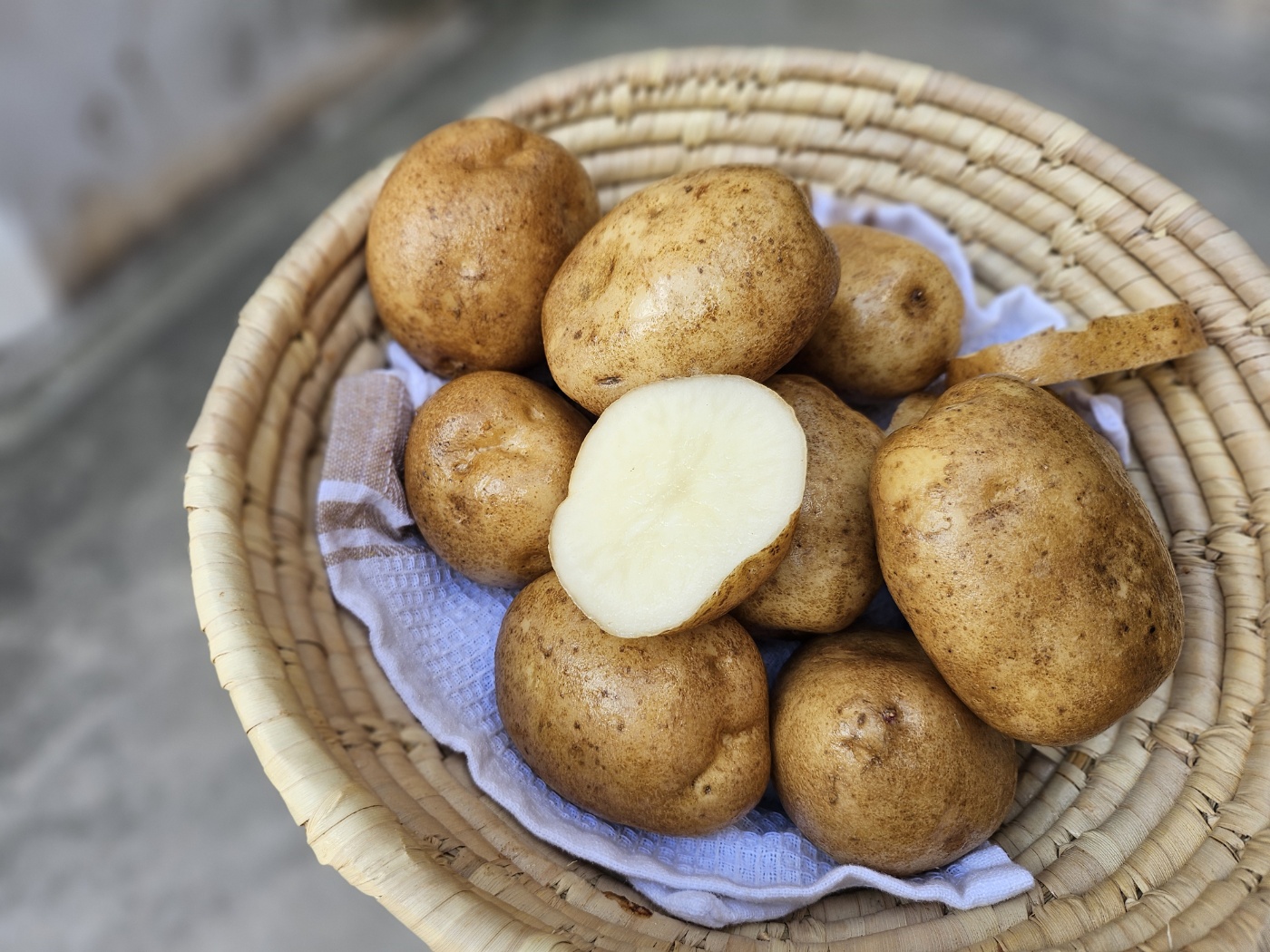 국내산 햇감자 조림용 알감자 포슬포슬 수미감자