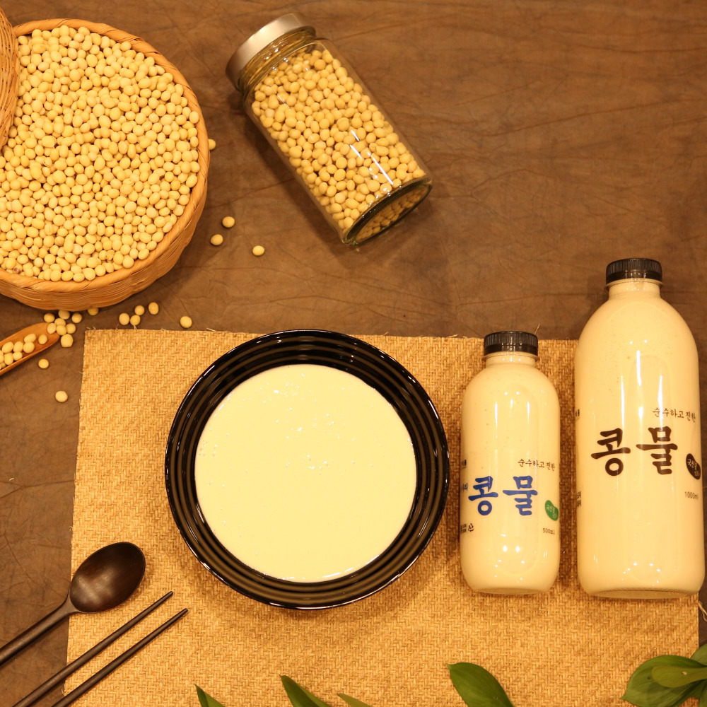 맷돌로 갈아 순수하고 찐한 순진콩물 우뭇콩물 500ml 1000ml 국내산 콩국물 콩국수