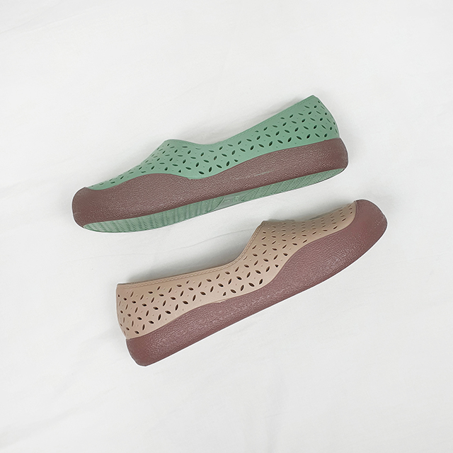 케오 가벼운 펀칭 장마철 물놀이 여름 말랑 단화 슬립온 3cm