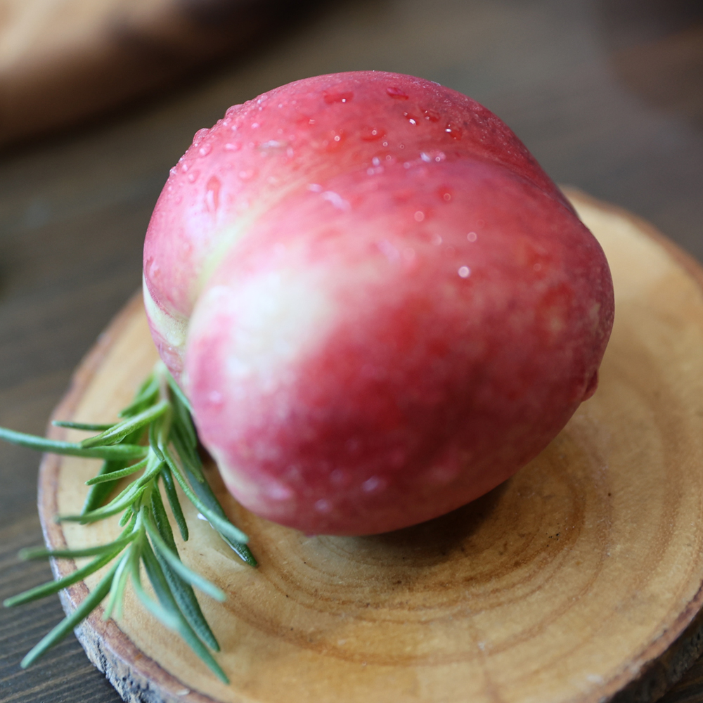 달콤한 과즙이 풍부한 맛있는 신비복숭아 1kg 2kg 4kg