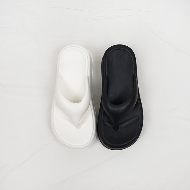 토나 가벼운 화이트 블랙 키높이 통굽 쪼리 슬리퍼 7cm