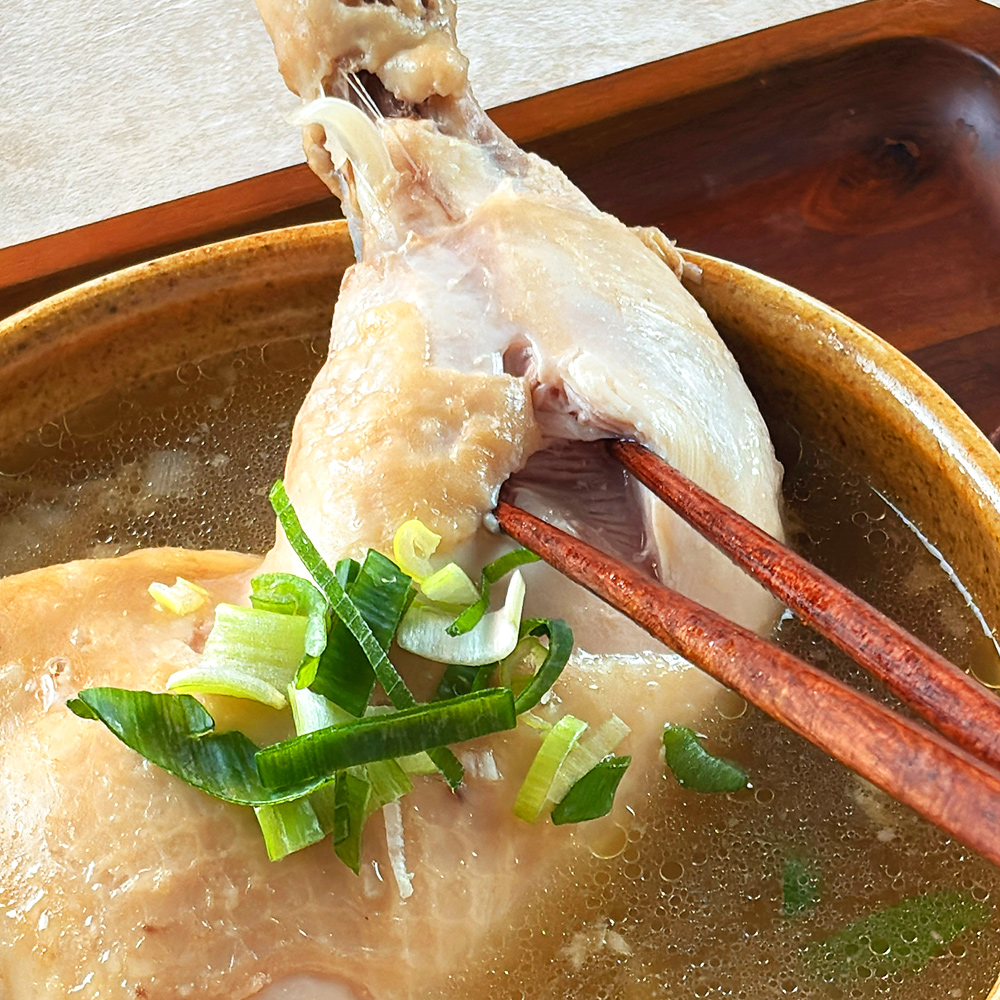 닭다리 곰탕 800g 닭곰탕 삼계탕 백년가게 대구 맛집 일월정