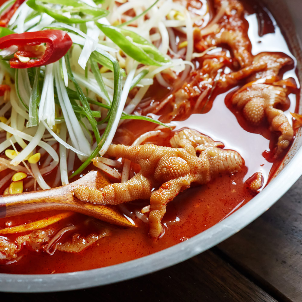 국물닭발 매운닭발 800g 무뼈 튤립 통뼈