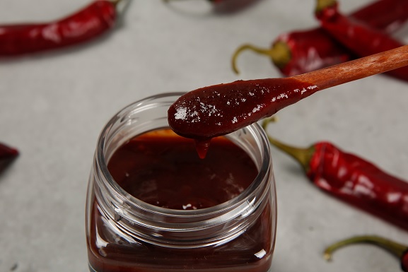 무쇠가마솥 장작불 전통 쌀+양파 고추장 300g