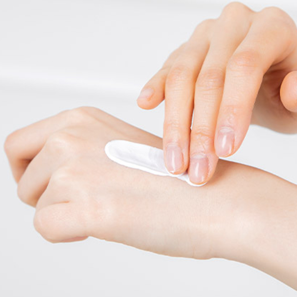 [무기자차/자연유래성분]퓨어멜로우 데일리 톤업 촉촉 선크림 50g SPF 50+/PA ++++