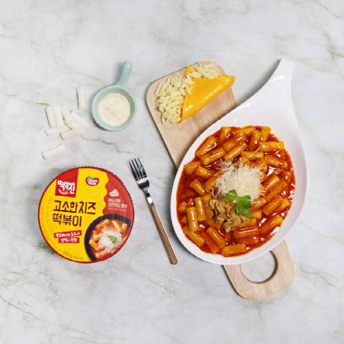 [동원] 떡볶이의신 컵떡볶이 160g x 6개 모음전 (로제 / 더매운 / 고소한치즈 / 매콤달콤)