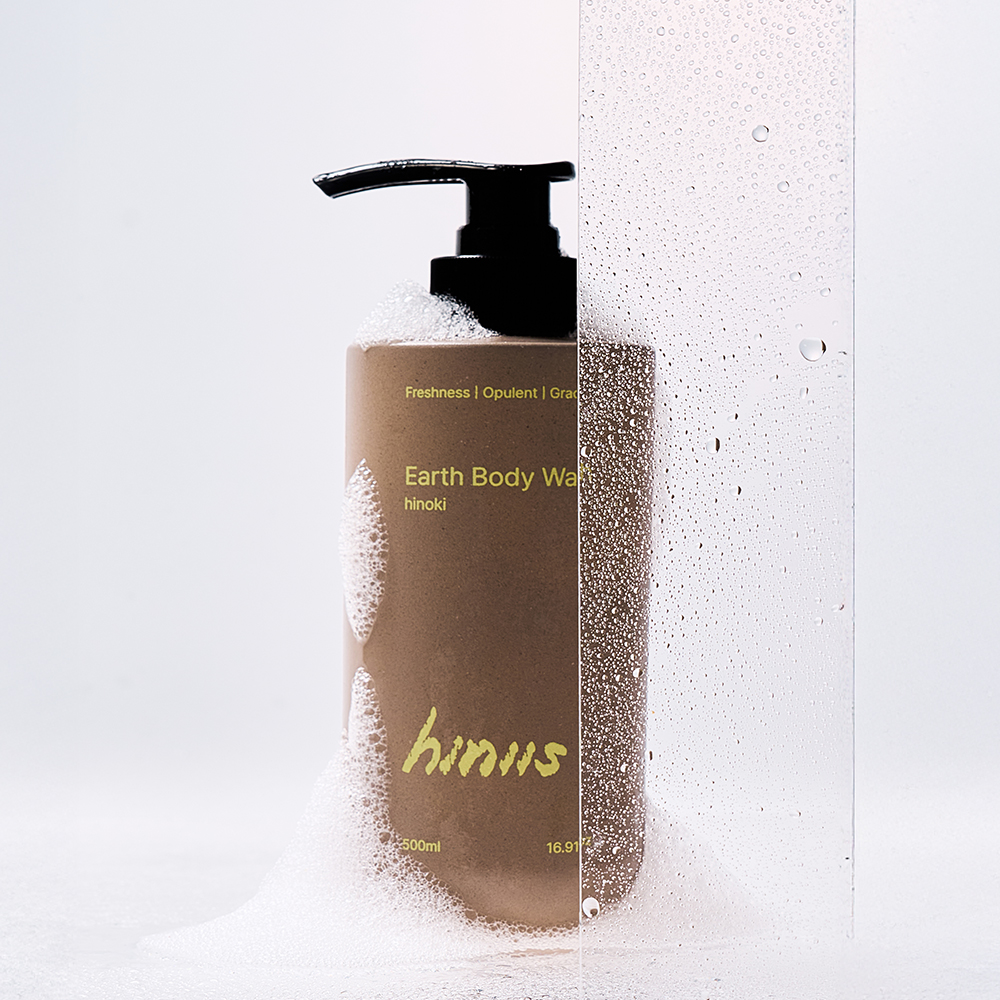 [히니스] 어스 바디 워시(500ml) 편백수45% 편백오일 PH약산성 탄력보습 저자극 바디클렌저