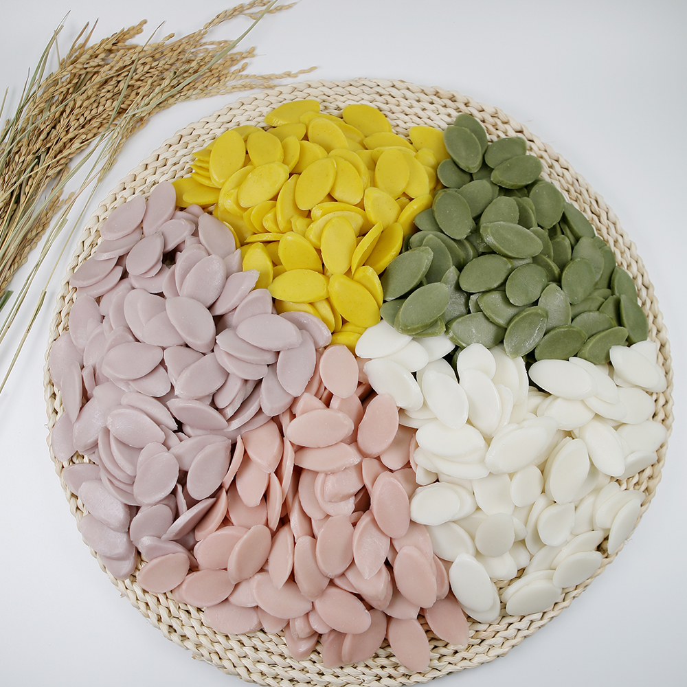 [1+1+1][간편식사] 우리쌀 일반미떡국떡 1kg 3봉 외 오색/발아현미/새싹보리 대표이미지 섬네일