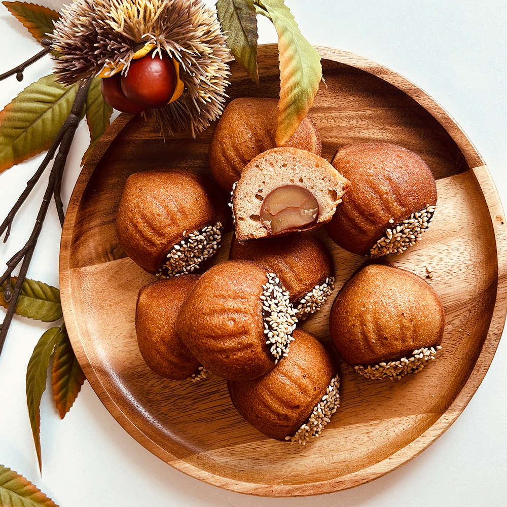 가을을 담은 고소한 알밤케이크