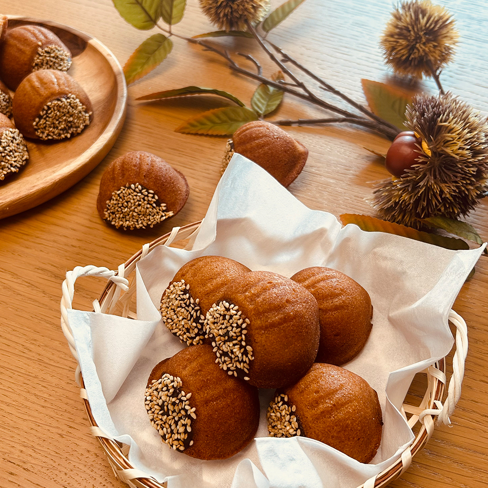 가을을 담은 고소한 알밤케이크