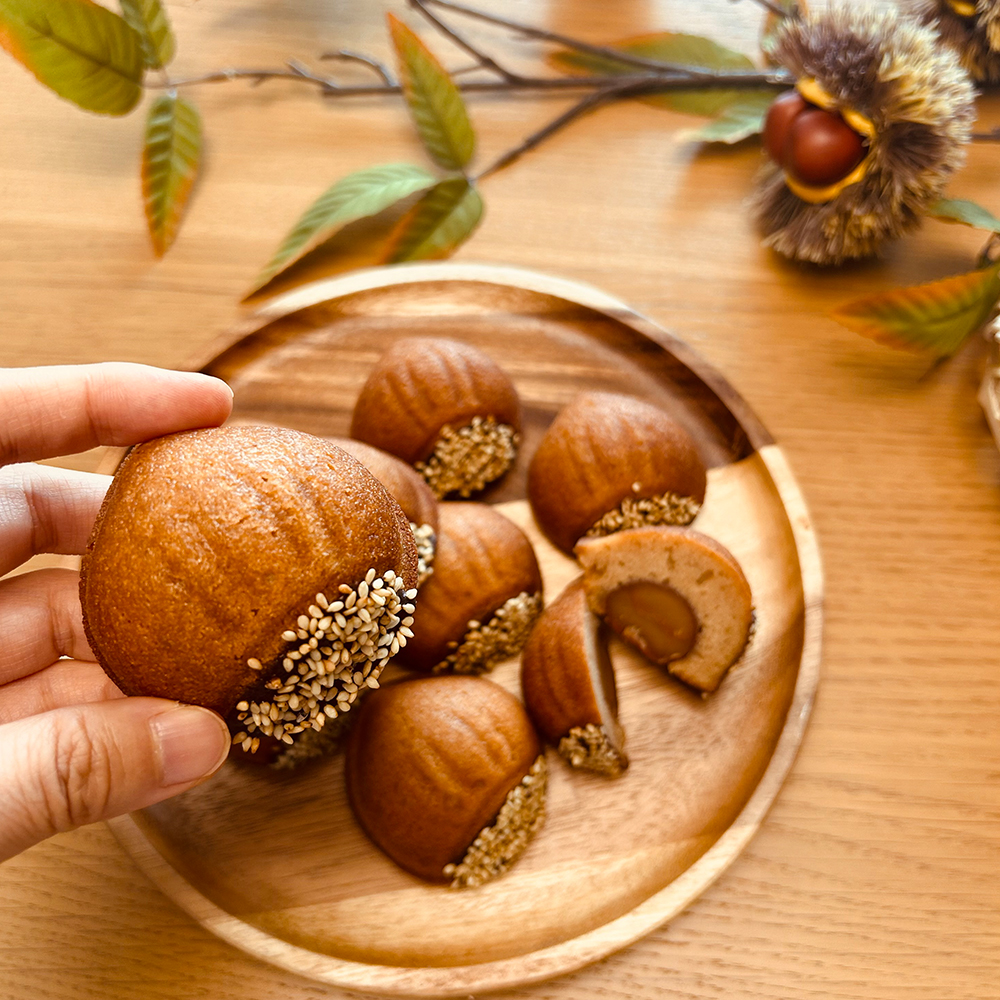 가을을 담은 고소한 알밤케이크