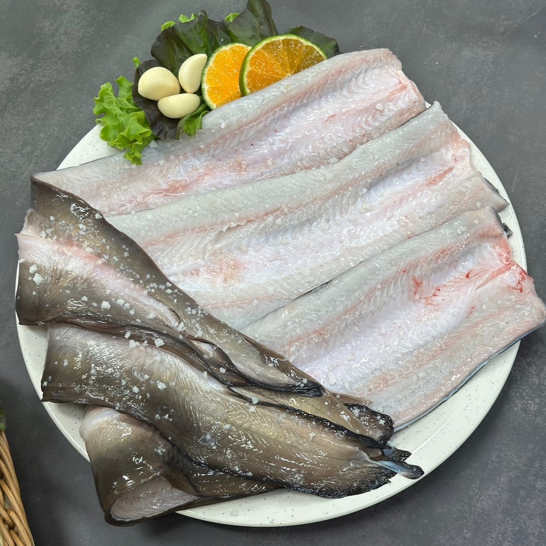 국내산 장어 민물장어 풍천민물장어 손질장어 생물손질 - 실중량 450g/550g/650g/750g