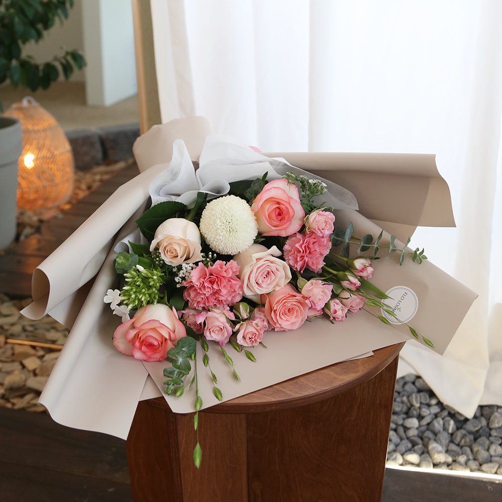 파스텔 핑크 생화꽃다발