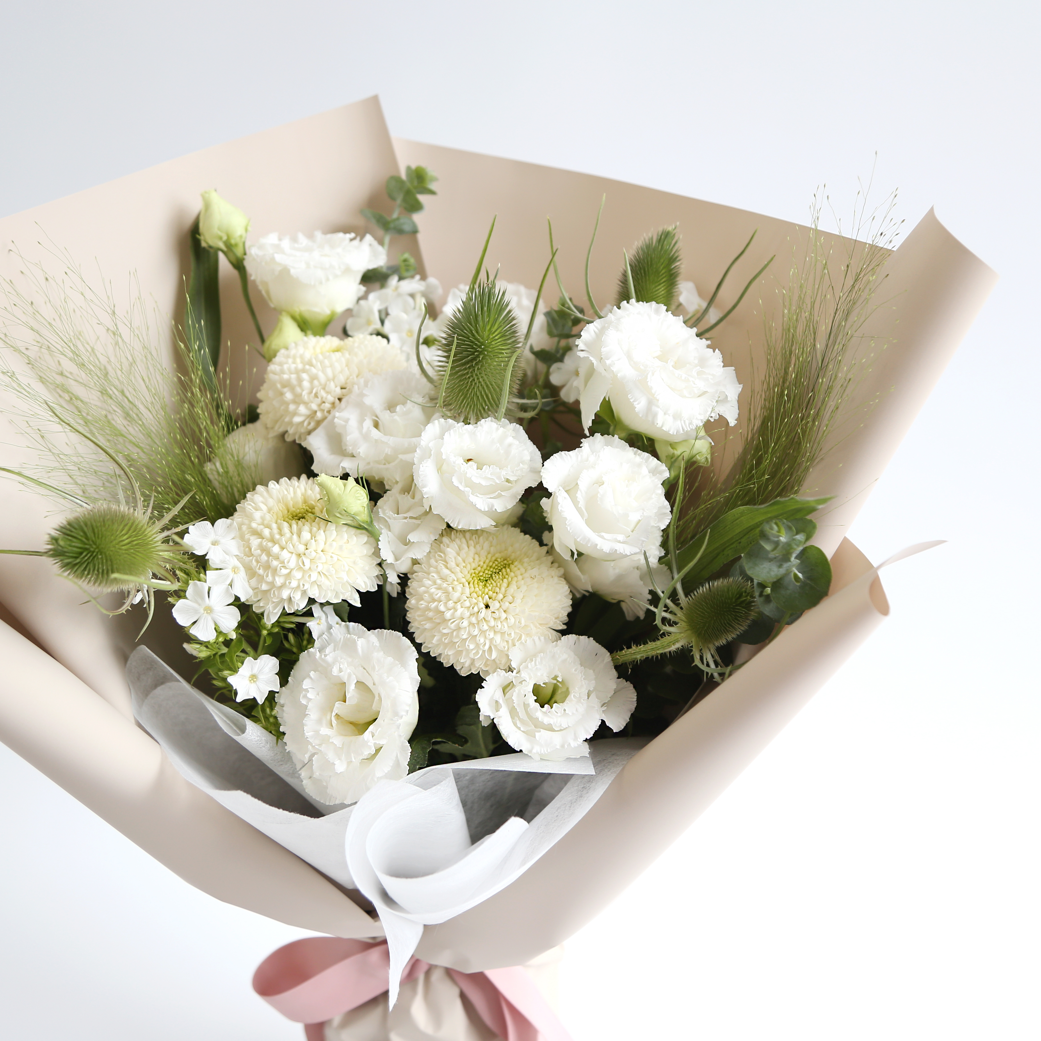 화이트 그린 생화꽃다발