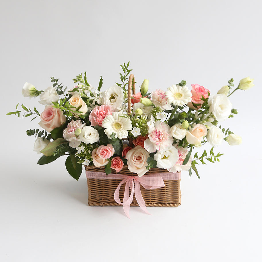 화이트핑크 생화꽃바구니