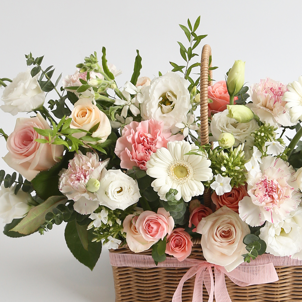 화이트핑크 생화꽃바구니