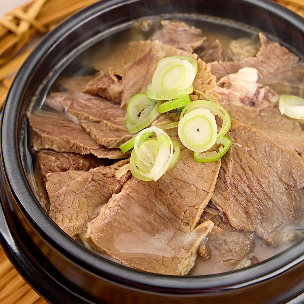 가마솥에서 우려낸 깊고 깔끔한 전통의 맛 맑은 나주곰탕 600g 2팩 4팩