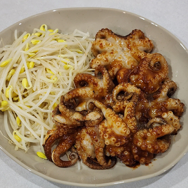 제철 쭈꾸미 싱싱한 서해안 활 생물쭈꾸미 / 급냉쭈꾸미 국내산 1kg