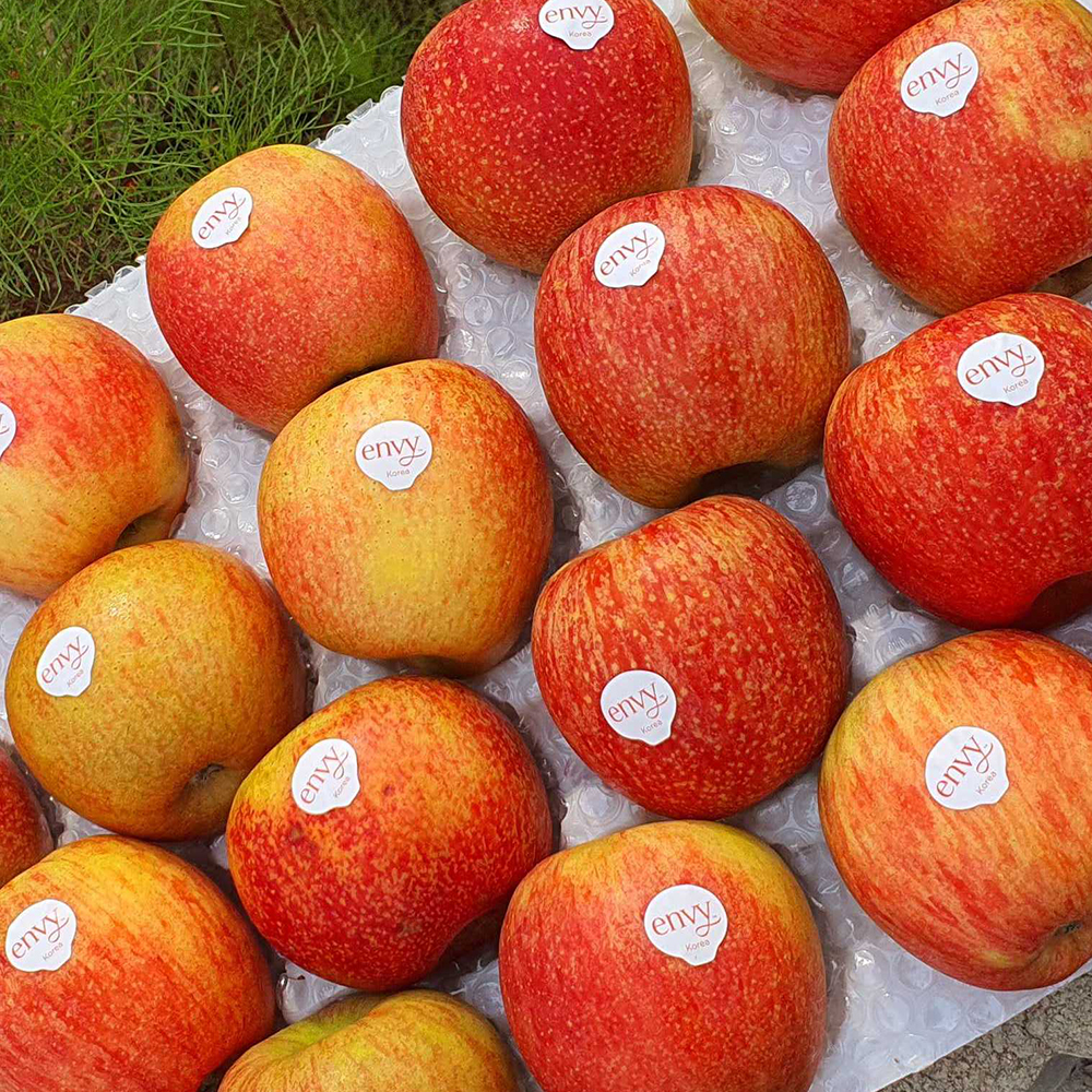 아삭하고 향이 진한 엔비사과