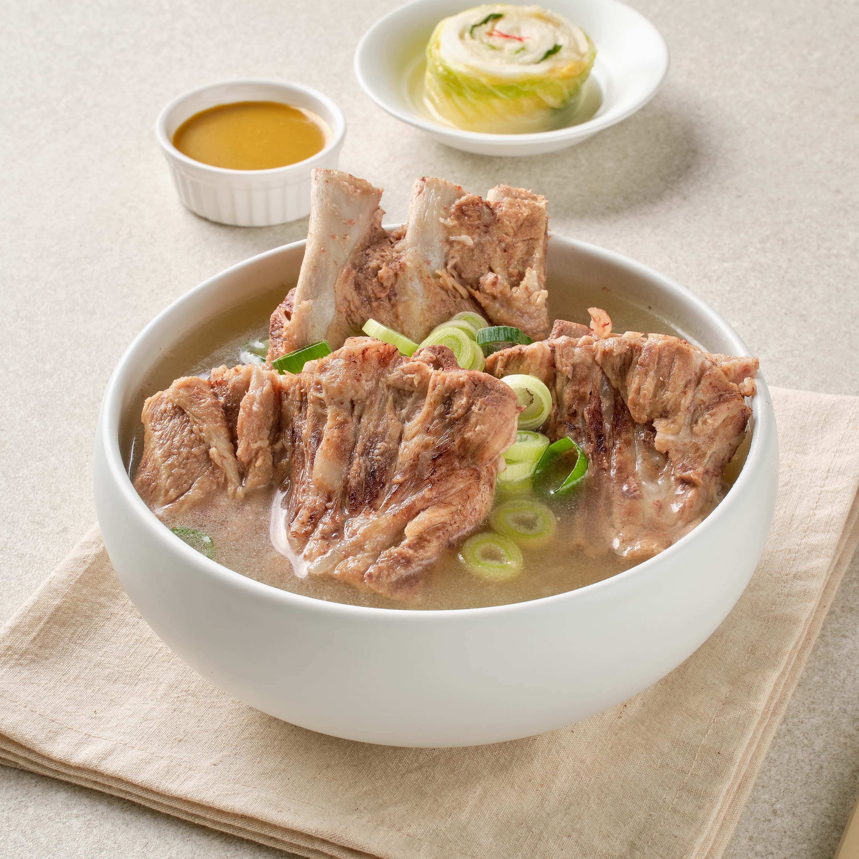 이유있는 하얀감자탕 (1~2인분/1kg)