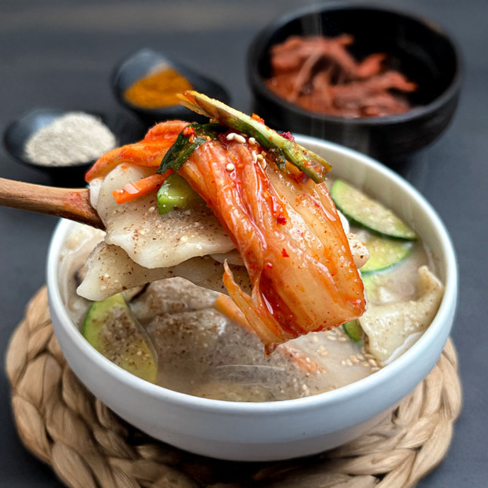 [귀빈정] 26년전통 명장 수제비/칼국수