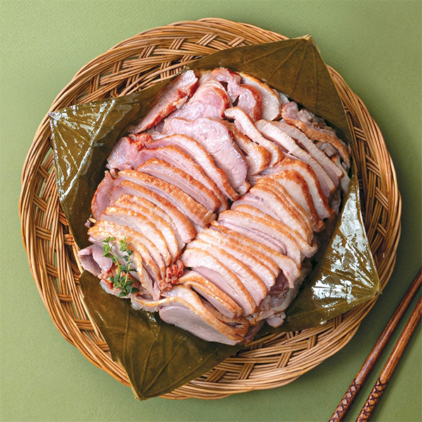 배나무골 연잎에 감싼 훈제오리 슬라이스 (400g)