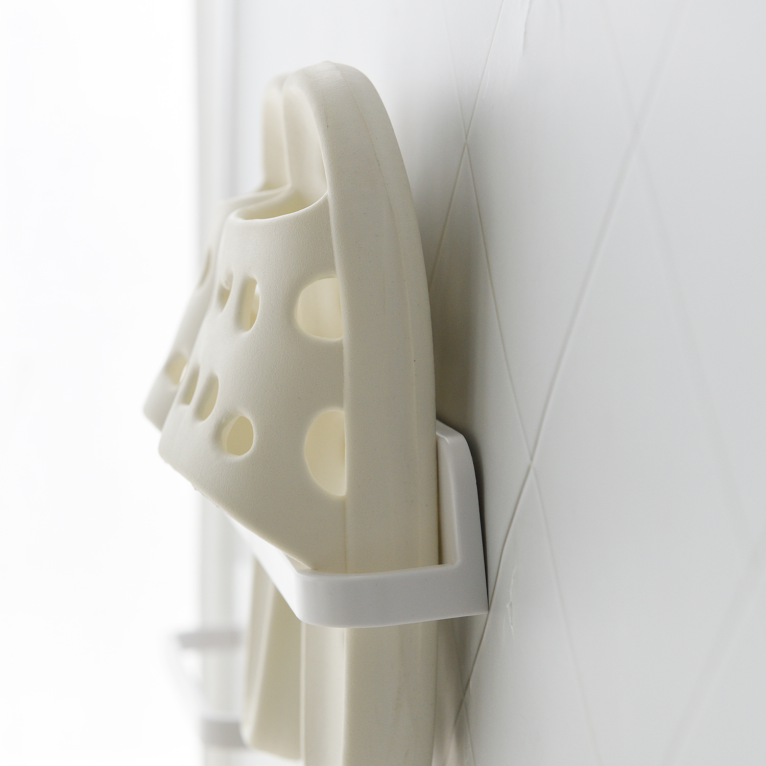 이한리빙 착붙 무타공 욕실 슬리퍼 거치대