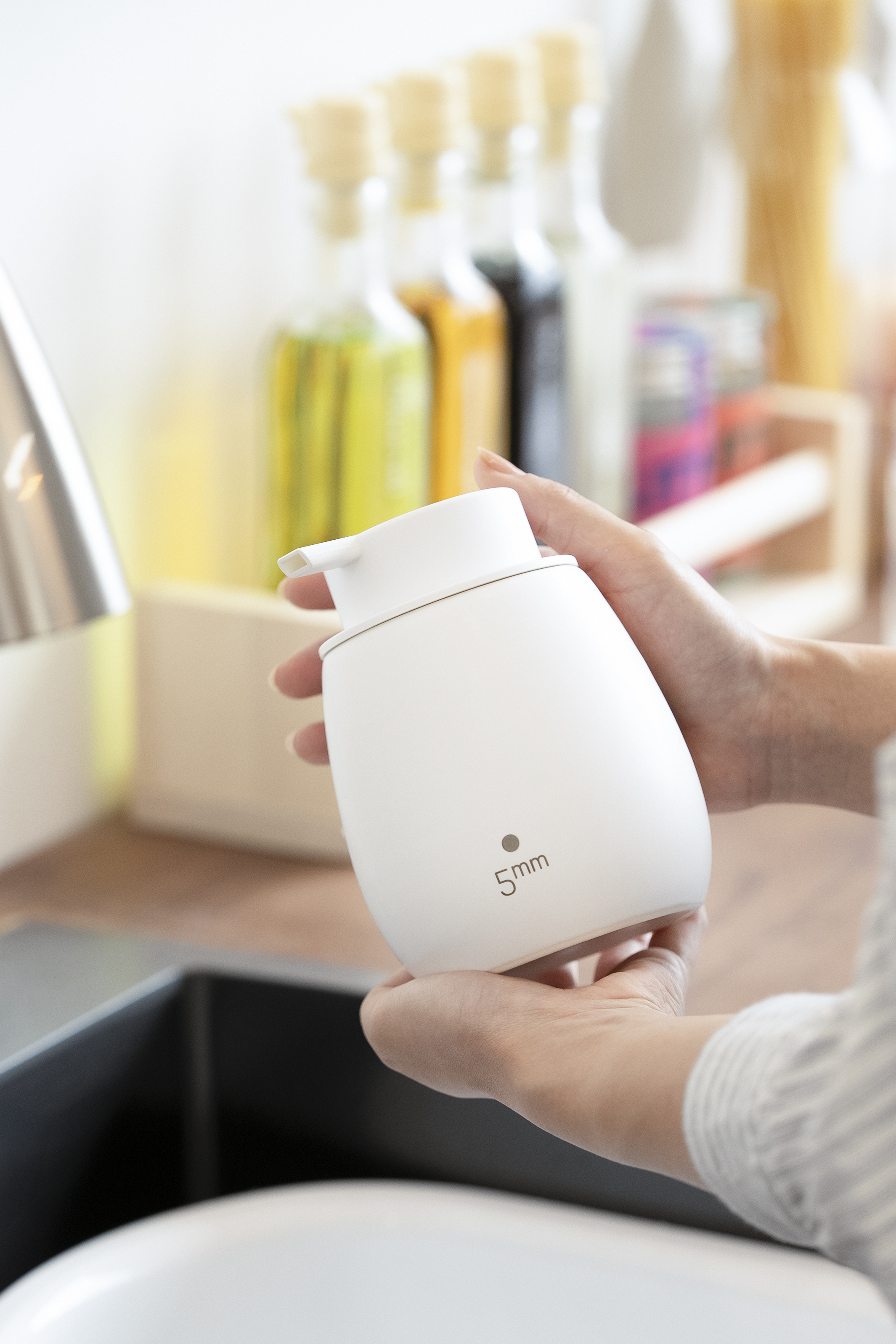 오미리 미세플라스틱 세정 주방세제 330ml & 세라믹 디스펜서 세트