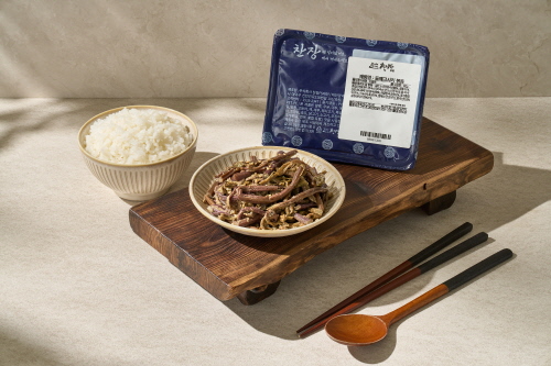 농부의 아들 반찬가게 찬장 반찬 7종 골라담기