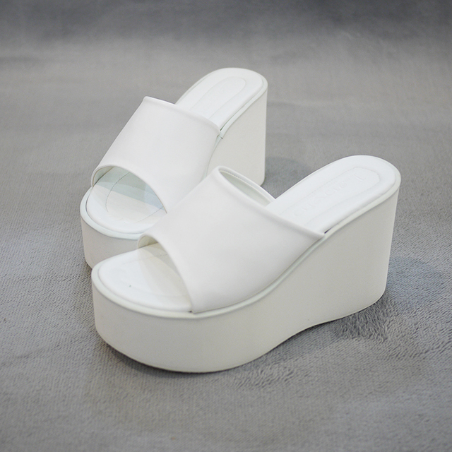 마던 국산 발편한 미용실 한복 통굽 화이트 키높이 슬리퍼 10cm 대표이미지 섬네일