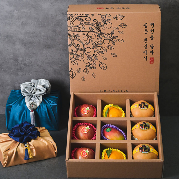 [팜스] 과일 4종 혼합선물세트 3호 4kg(사과3+배3+한라봉2+애플망고1)