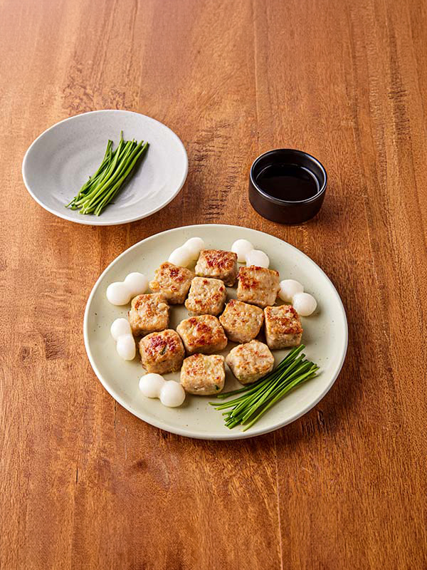 한입 볼 닭가슴살 떡갈비