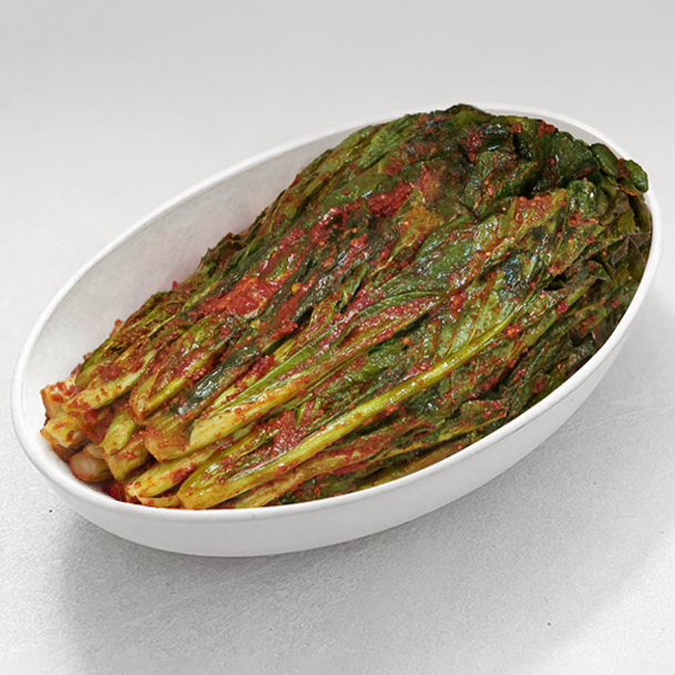 알싸한 맛과 향기가 일품인 갓김치