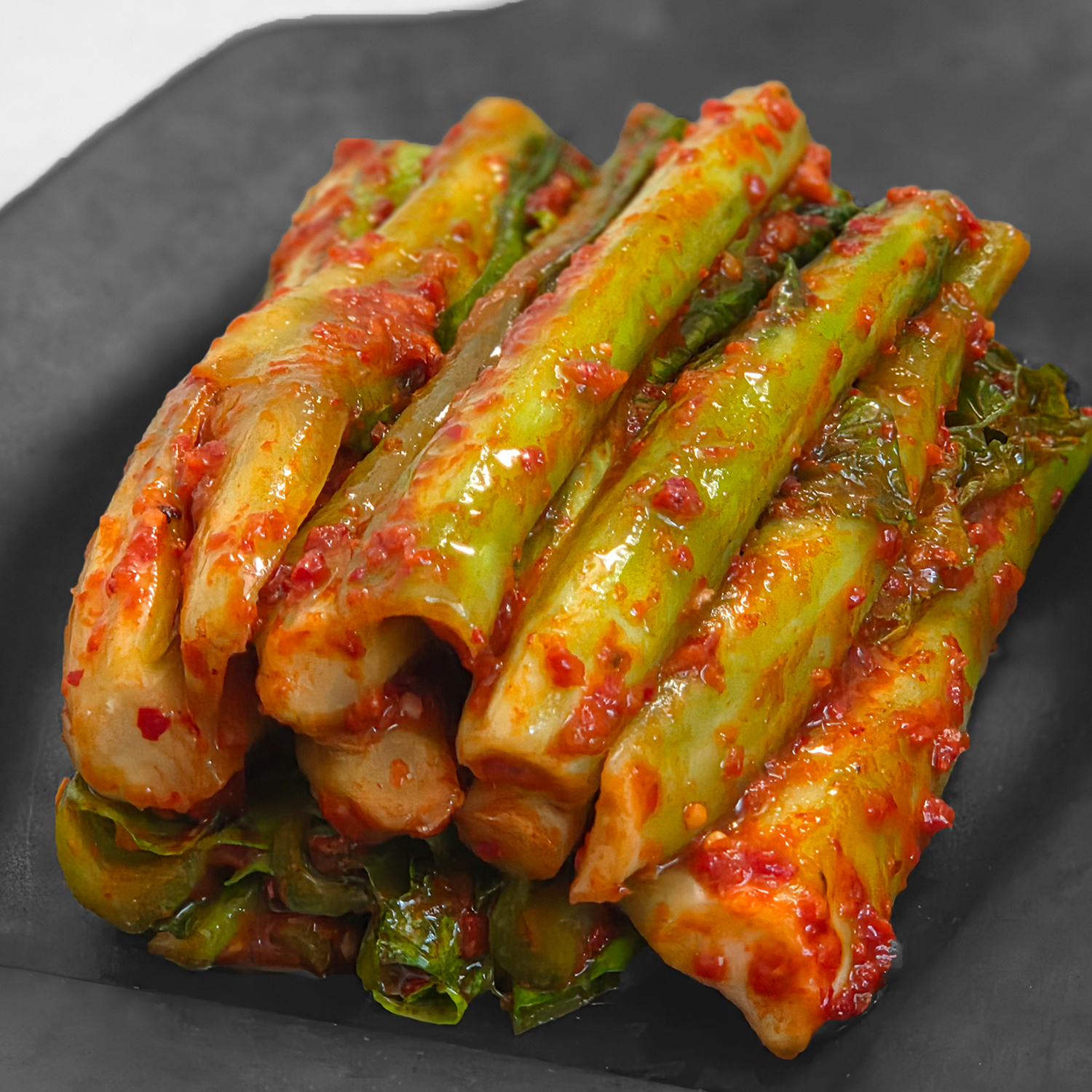 알싸한 맛과 향기가 일품인 갓김치