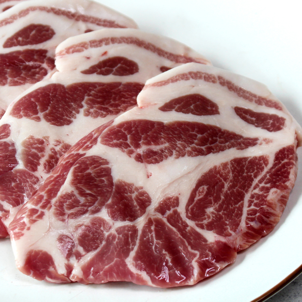 남해 마늘 먹은 돼지 생고기 삼겹살 300g + 목살 300g 국내산 프리미엄 한돈 구이용 캠핑 바비큐 산지직송