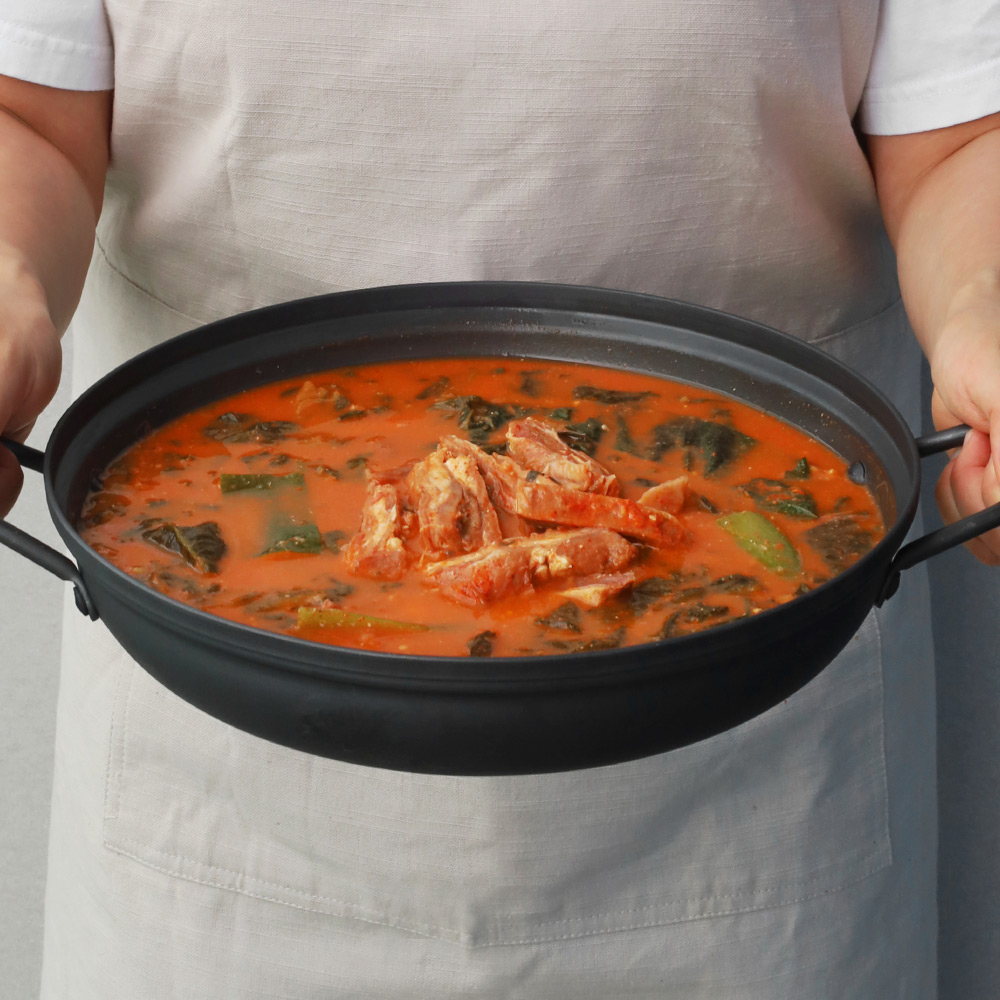 원주 흑염소맛집 약초방 흑염소 모듬전골 1.2kg 1팩 (3인분)