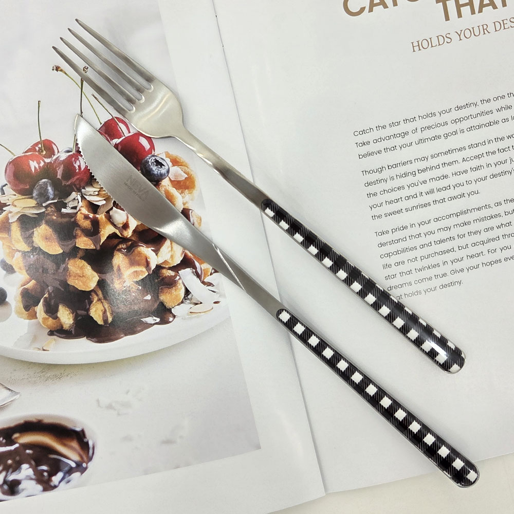 이태리 네바 테이블 린넨 체크 디너 커트러리 2종  11color