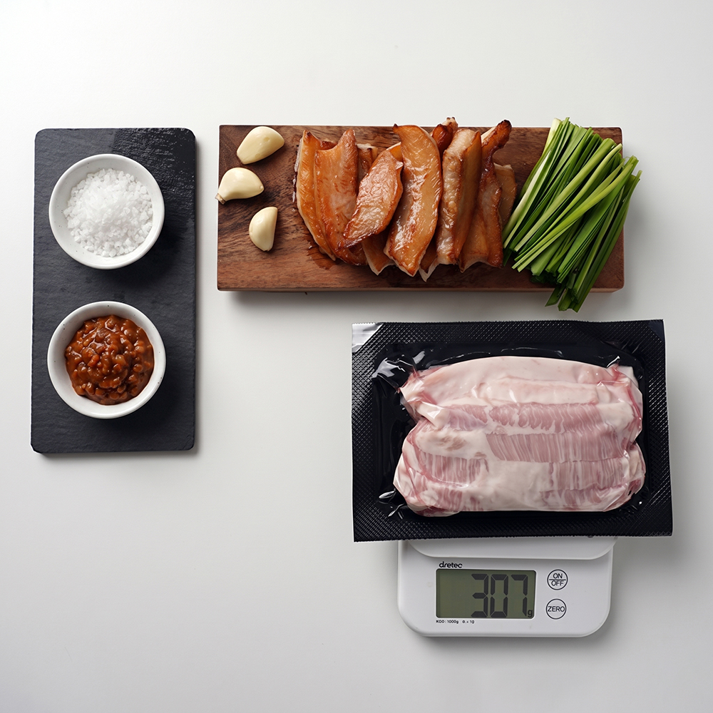 돼지 특수부위 육즙 항정살 1팩당 300g 1-3팩