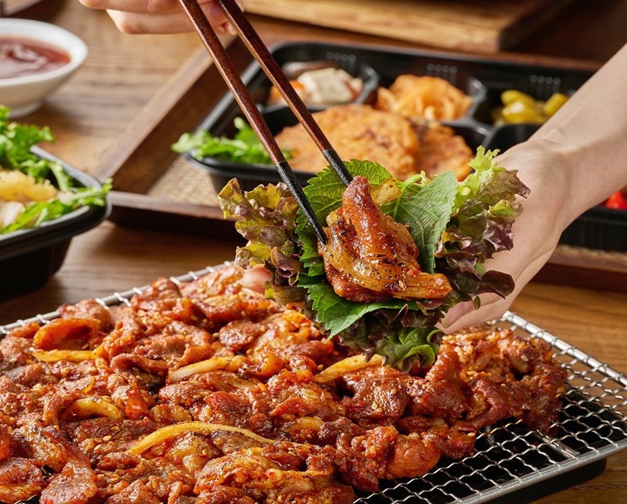 홍코너 양념제육볶음 돼지불고기 300g [2+2]