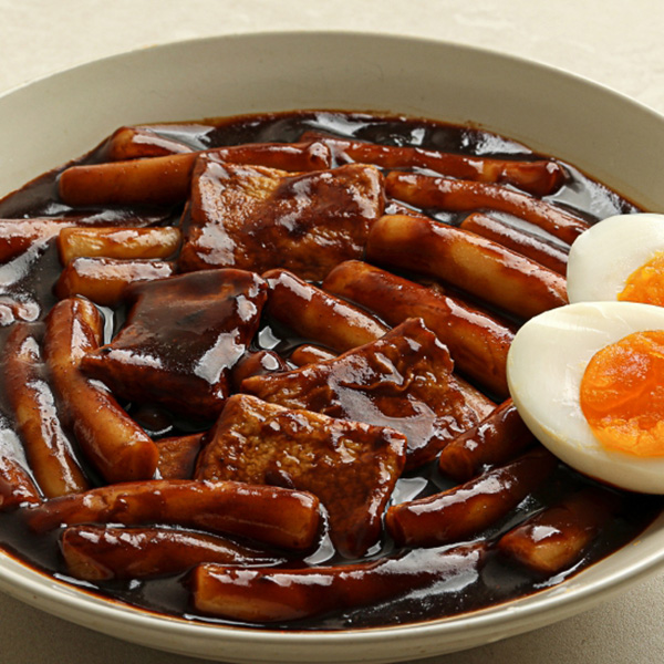 지브로와 맛집 즉석 떡볶이 떡+소스*4세트+어묵100g 총 8인분 매운맛 짜장맛 로제맛 골라 담아 택 1