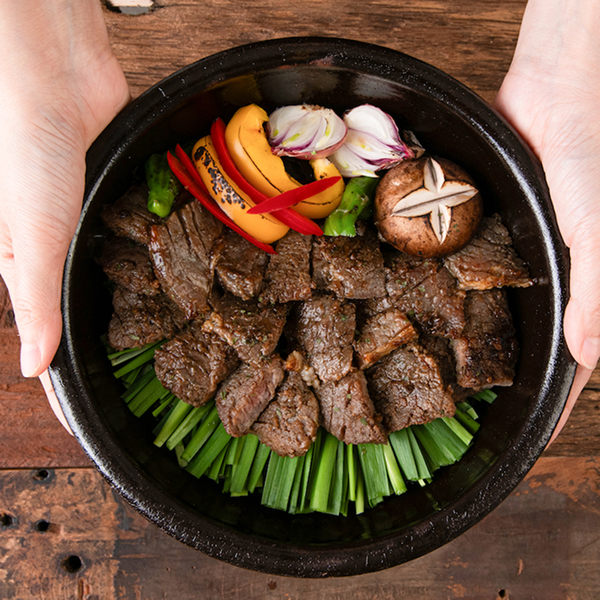 한돈 뼈없는 양념 돼지갈비 900g