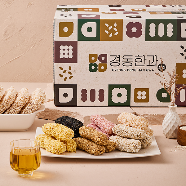 어른의 한과 담백한 날 세트 1kg 쑥, 흑임자, 깨, 단호박, 백련초 찹쌀강정과 과줄