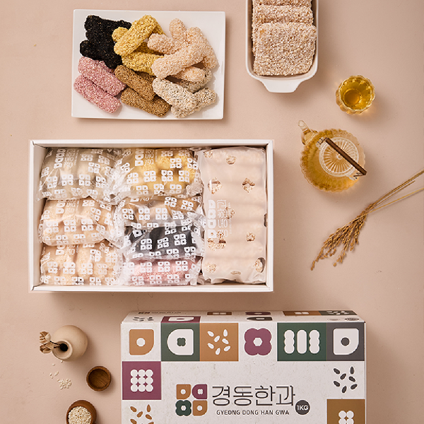 어른의 한과 담백한 날 세트 1kg 쑥, 흑임자, 깨, 단호박, 백련초 찹쌀강정과 과줄